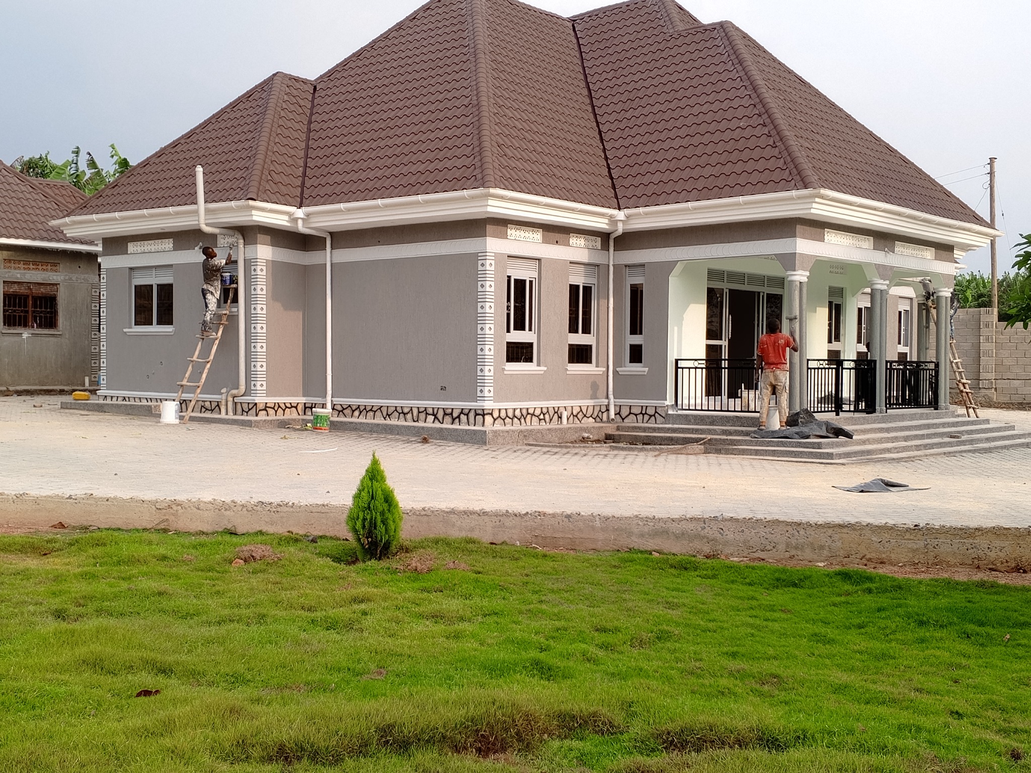 Prascom Paints and Construction project